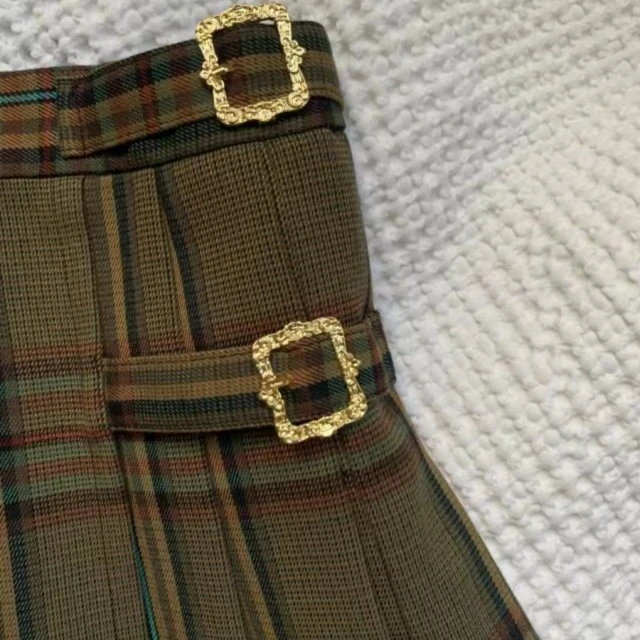 设计师品牌瑕疵品闲 置福福衣服款完美主义绕道专柜