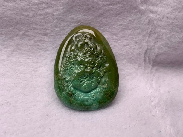 天然原矿绿松石特色手工巧雕大黑天吊坠挂件牌子侧挂