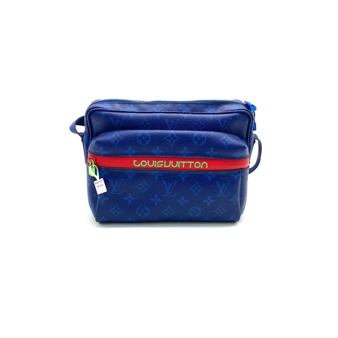 95新 LouisVuitton/路易威登 98新电光蓝outdoor邮差包 尺寸26/20