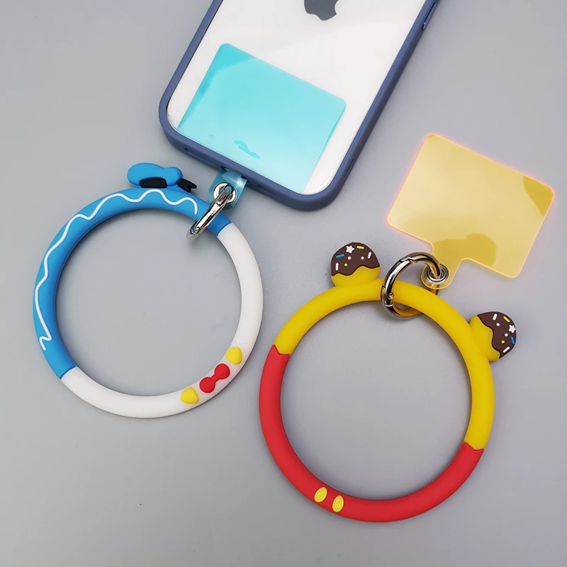 手机挂绳女款卡通可爱手腕圈吊绳通用防丢硅胶手环挂件圆圈手提环