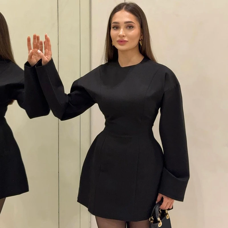 【赫本小黑裙】法式气质长袖连衣裙高级感优雅百搭收腰冬季连衣裙女