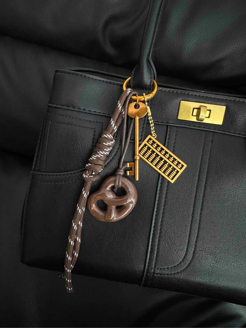 卡通小熊公仔挂件可爱毛绒背包配件情侣礼物