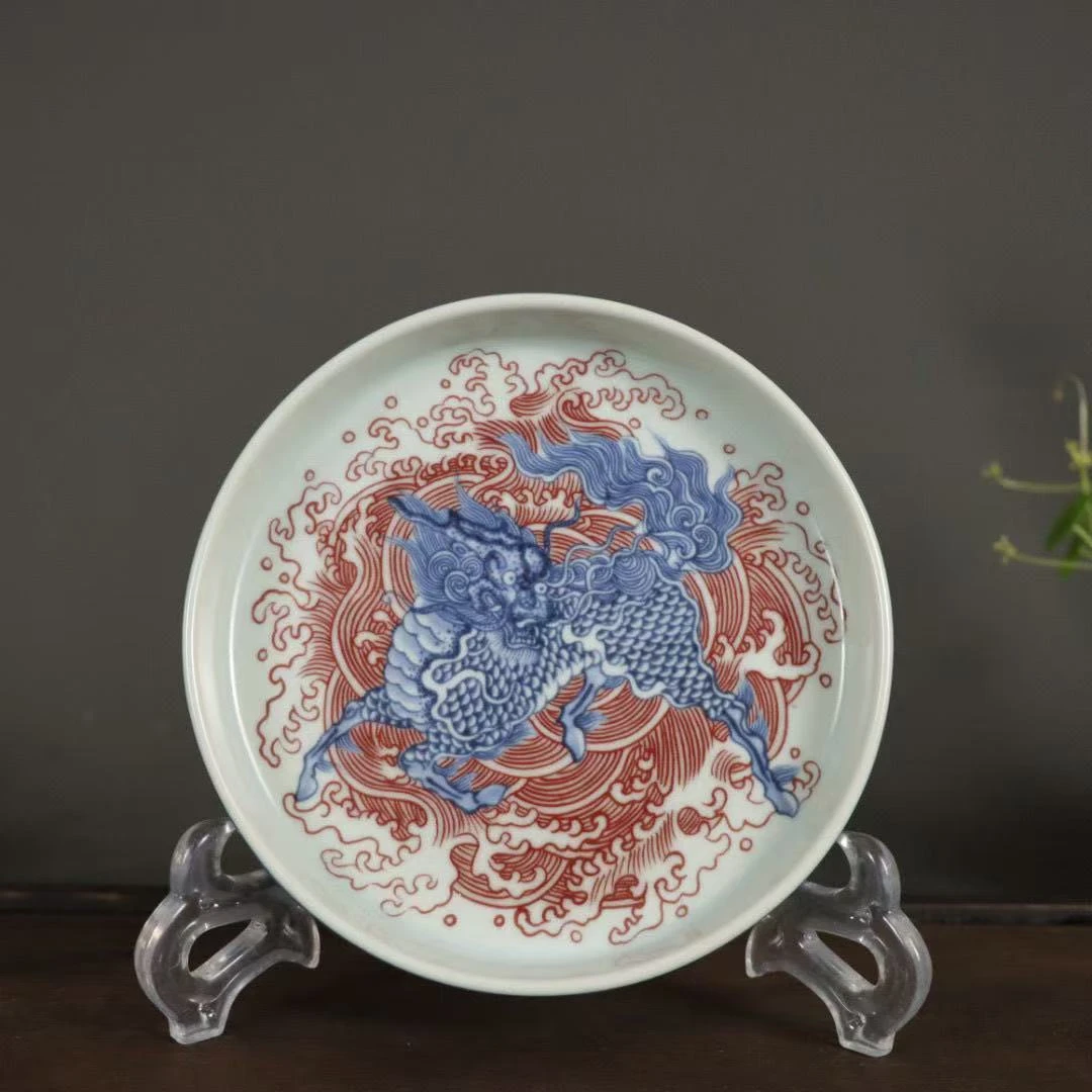 仿古泥青花釉里红麒麟壶承