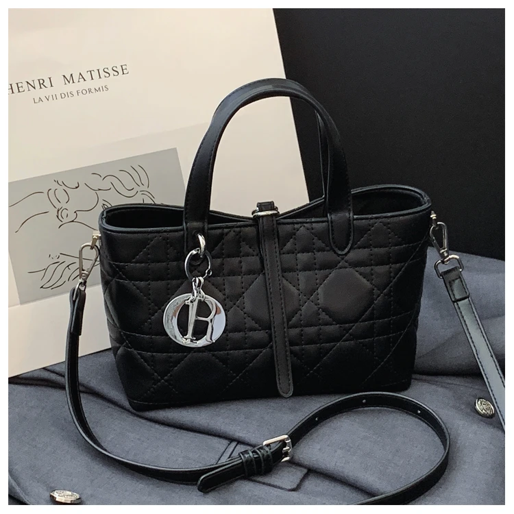 小众设计潮流网红菱格手提包2024新款高级质感挺勤百搭单肩斜挎包