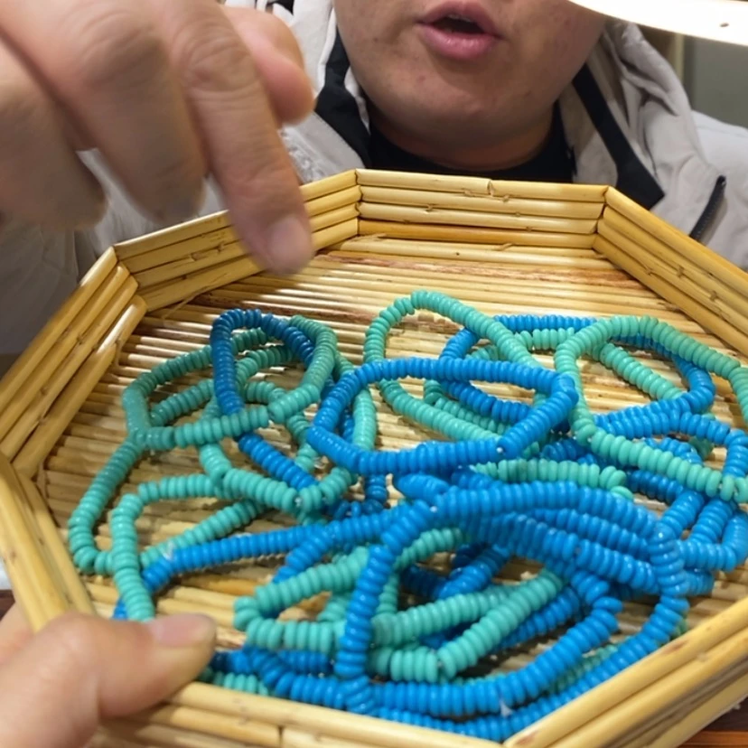 【闪购商品】橄榄核核雕梦松隔片