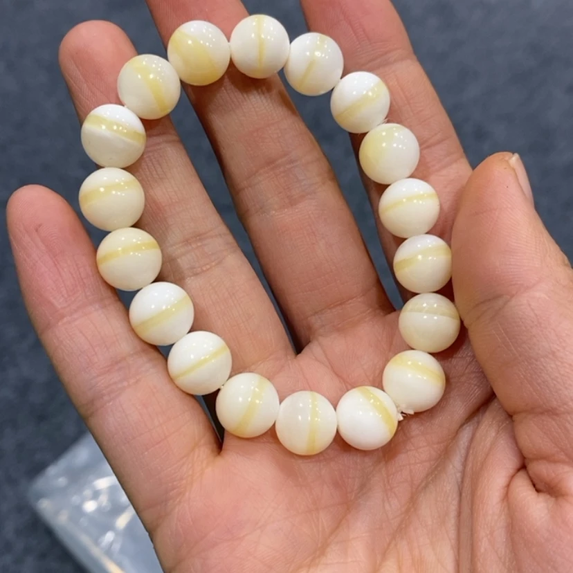 【闪购商品】橄榄核核雕大白一线10