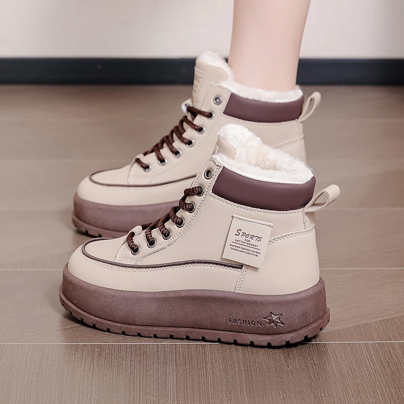 足小白保暖加绒高帮棉鞋2024年冬季爆款百搭轻便厚底短筒马丁靴女