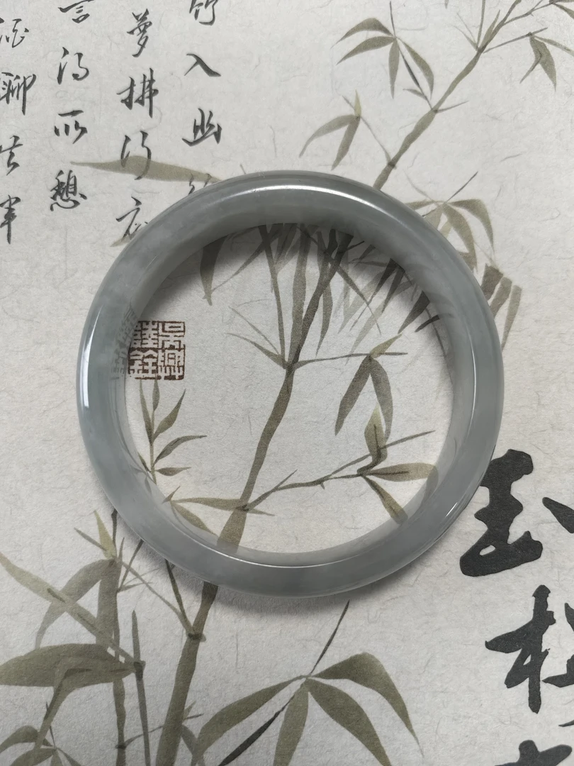 W772缅甸冰透蓝水翡翠