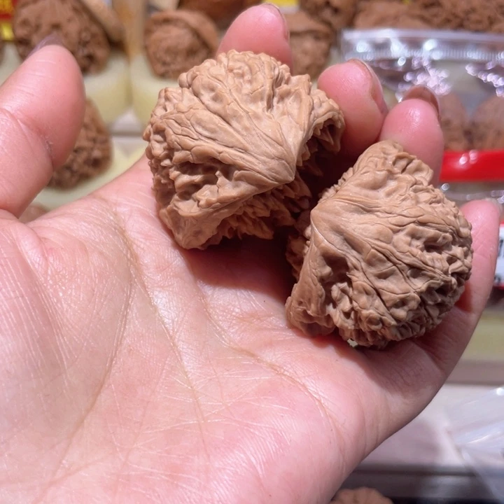 【闪购商品】文玩核桃把件官帽