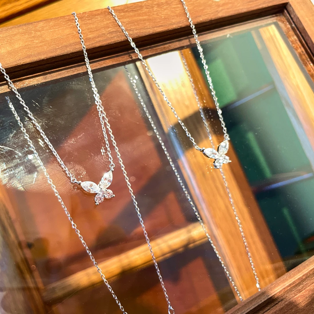 坠链均925银合成锆石 立体蝴蝶锆石项链女纯银s925银饰素款精致