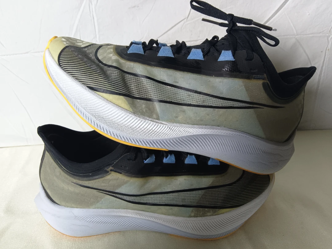 40码Nike Zoom Fly 3 潮流防滑轻便 低帮 马拉松跑步鞋  黑蓝