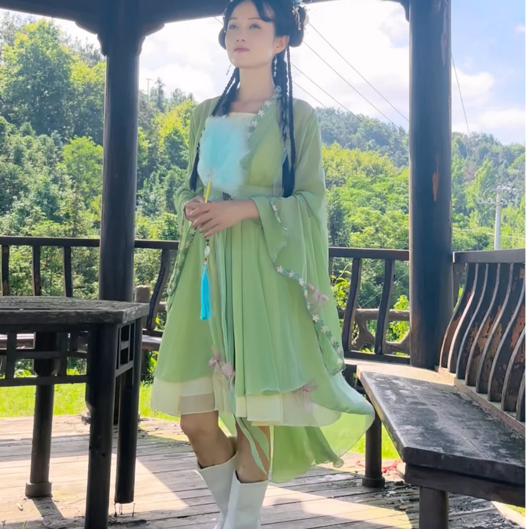 黄绿色短裙古风仙侠仙女服
