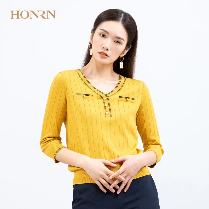 HONRN/红人黄色休闲时尚长袖V领修身针织衫上衣套头衫女春秋款