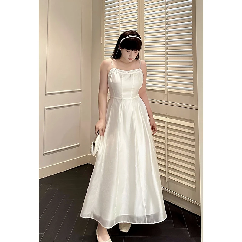 月半鱼现货【冷芽】流光纱钉珠吊带裙订婚白色气质法式方领连衣裙