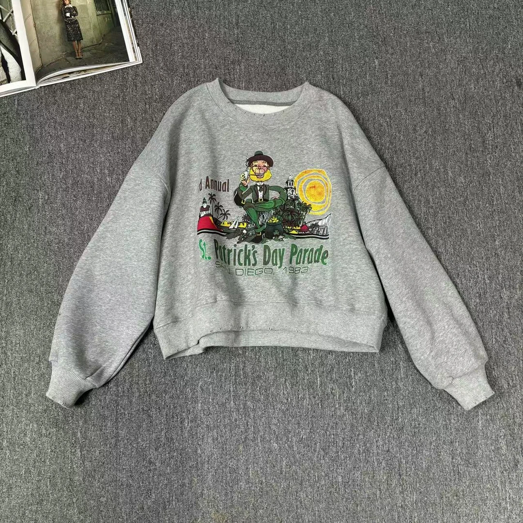 84071余小鱼 【回“卫”无穷】灰色字母印花小众圆领秋冬加绒卫衣女装