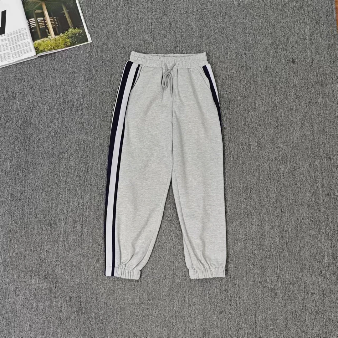 10987余小鱼 浅灰色拼藏青侧边条减龄休闲运动春秋休闲女装