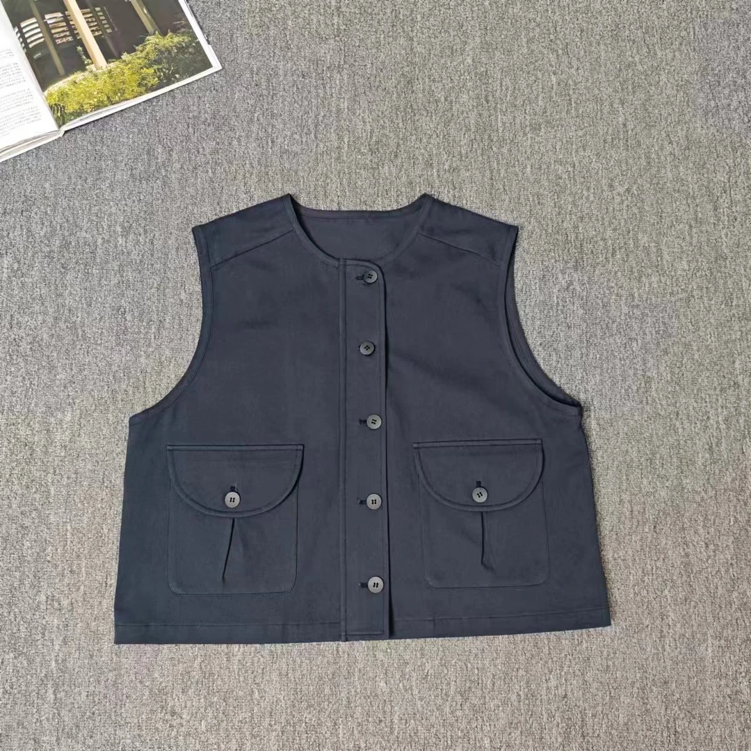 82920余小鱼 藏青色单排扣韩系简约休闲百搭无袖侧边口袋马甲女装