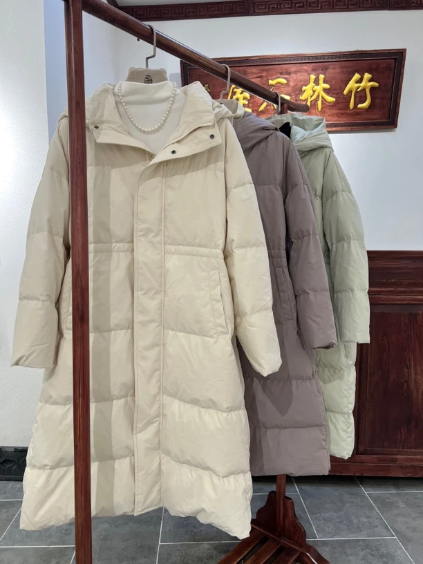 竹林石屋长款羽绒服