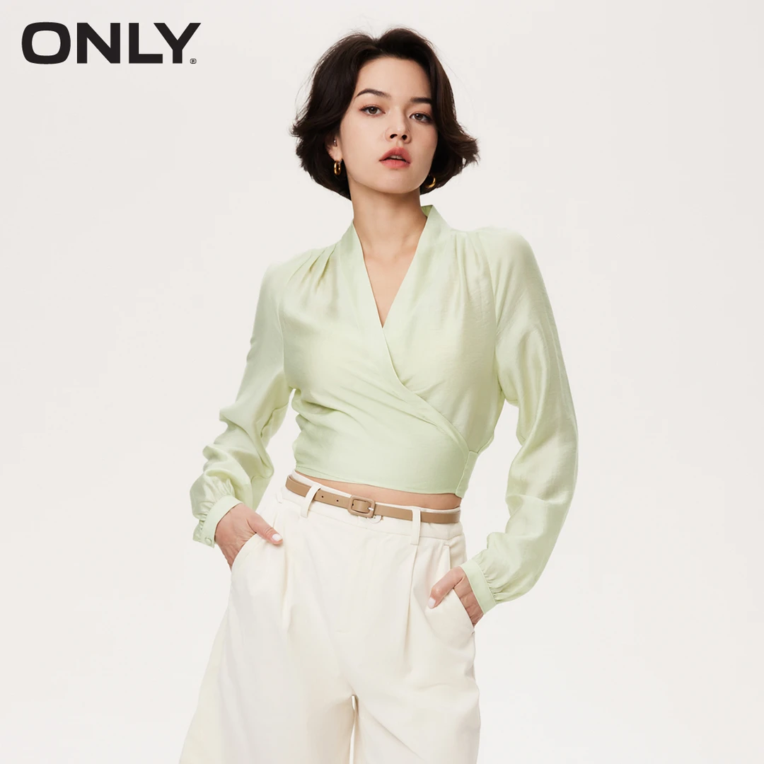 【粉丝专享】ONLY白色通勤风V领短款轻薄长袖衬衫女士|123205069