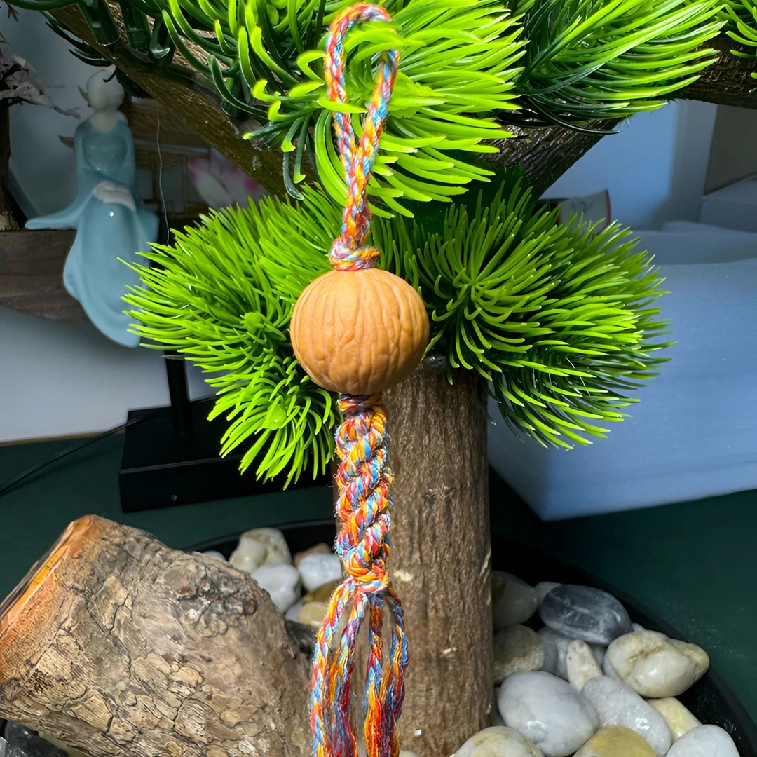 原皮/雕刻猴头核桃钥匙扣挂件 绳子颜色随机