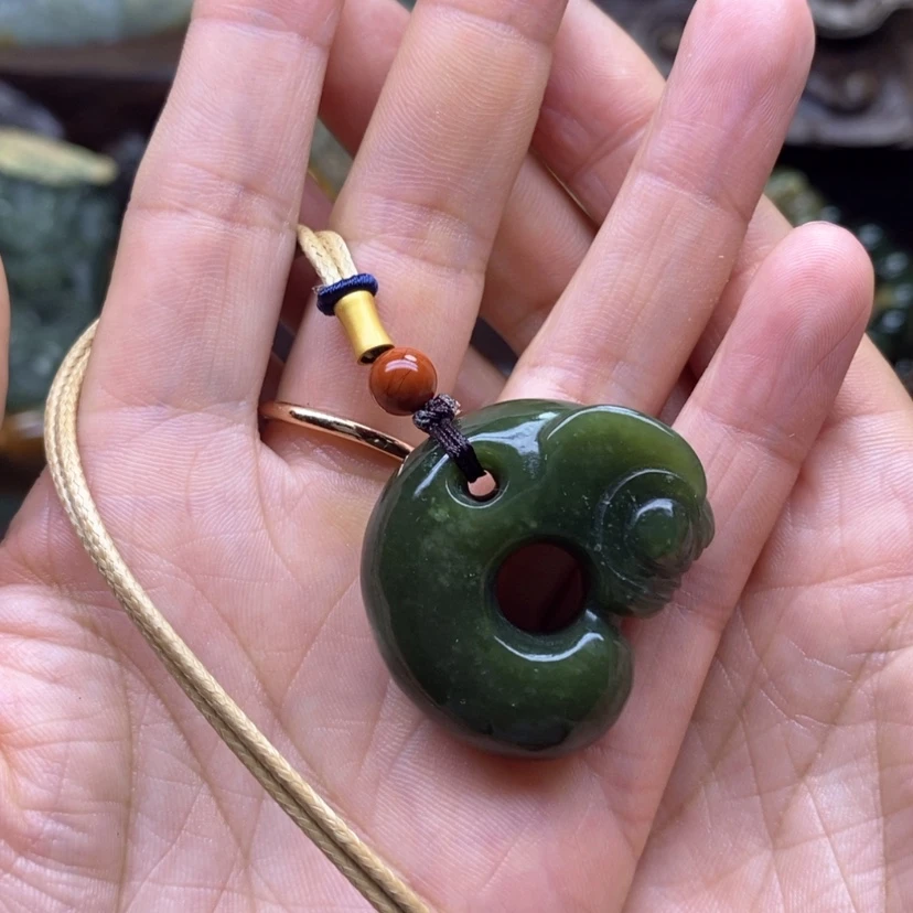 【闪购商品】岫岩老玉（透闪石质玉）挂件未镶嵌茁**长