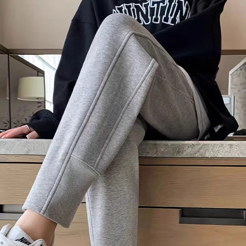 0818秋冬新款加绒加厚运动裤女宽松显瘦时尚休闲裤春秋款百搭卫裤