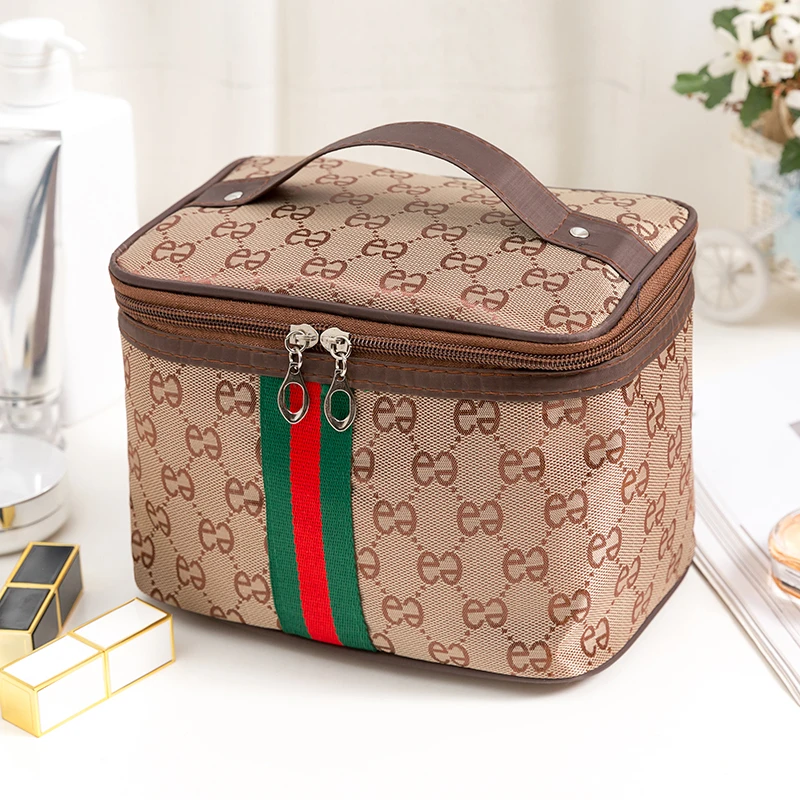 时尚简约手提化妆包 便携式洗漱包 骑行包 化妆品收纳包 骑行包