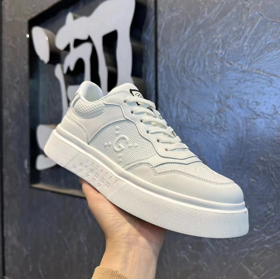 2024春季新款男士百搭时尚休闲鞋潮流潮鞋低帮运动舒适透气男潮鞋