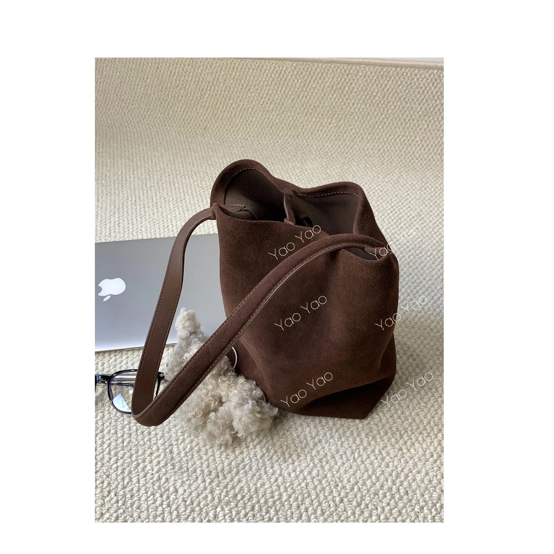 瑶瑶Yao'-'THE的磨砂水桶包'秋冬款腋下包水桶包磨砂皮