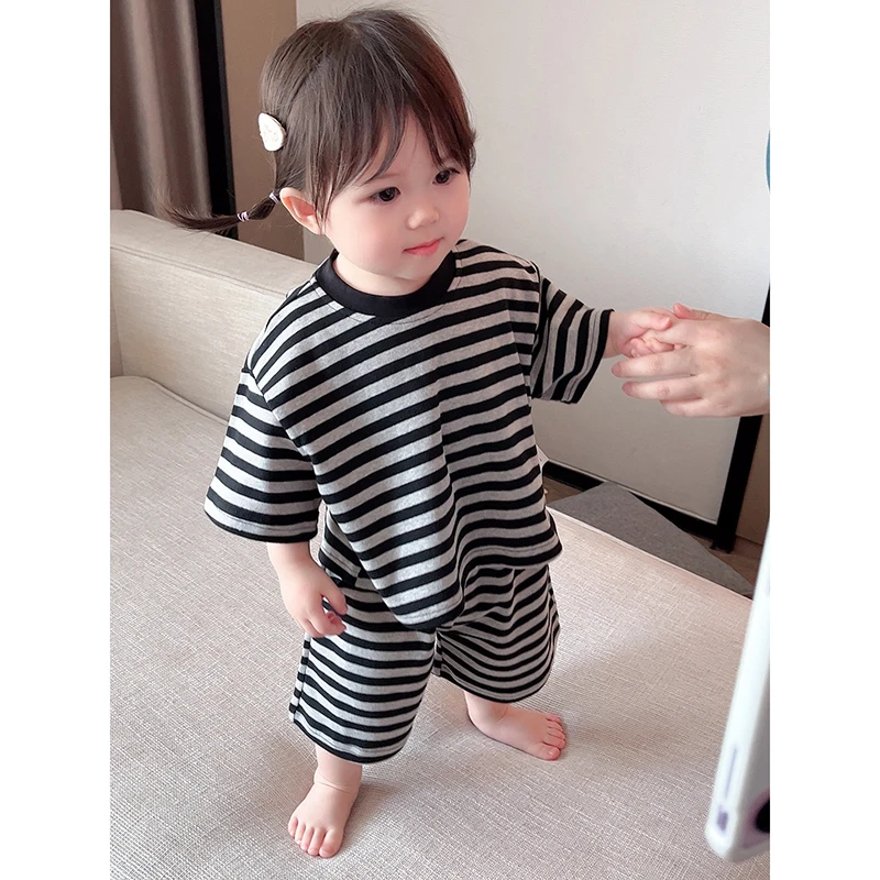 男童夏季洋气时尚薄款女童两件套套装小童宝宝条纹衣服百搭