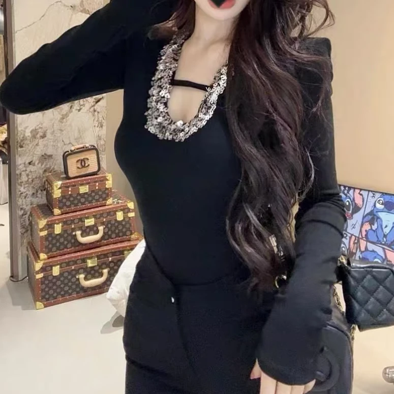 新款韩版亮片V领长袖t恤女纯欲辣妹磨毛显瘦厚打底衫上衣