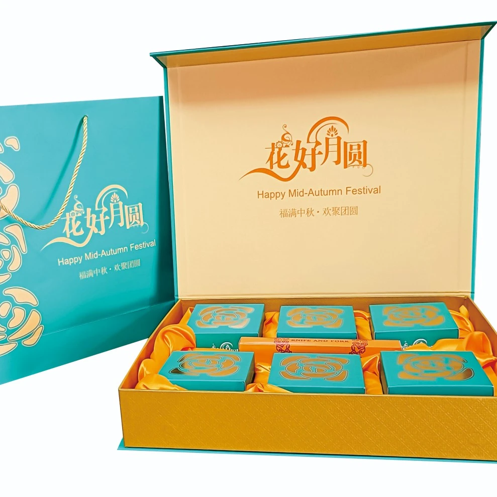 中秋月饼（花好月圆6个装）礼盒 /配叉烧2个，莲蓉2个，水果味2个