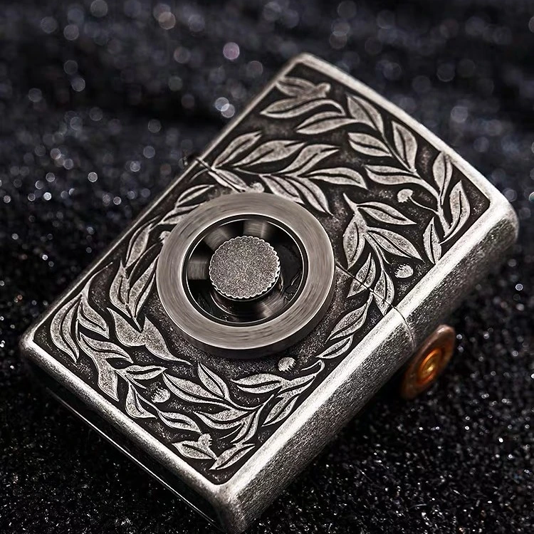 zippo打火机正品可旋转贴章和平之轮煤油防风送男友老式TC8701TZ