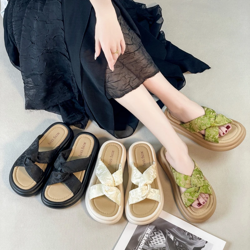 2024拖鞋外穿防滑时尚网红百搭舒适时尚女款拖鞋1616 BZ