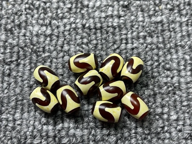 玛瑙玉髓（珠宝半成品）随机发货，拍前请与客服联系