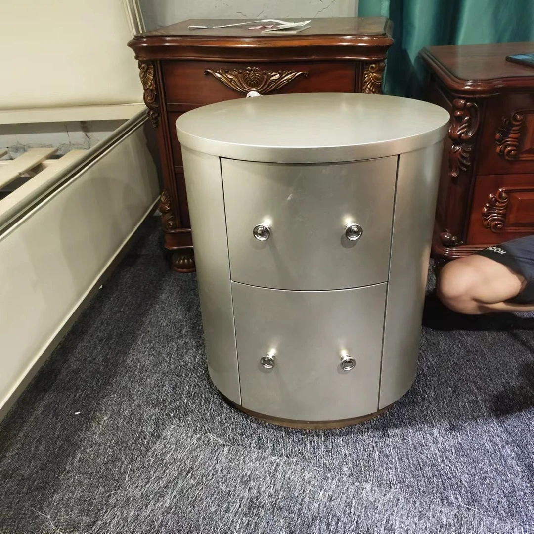 圆几 边柜  床头柜 瑕疵品 介意慎拍谢谢！