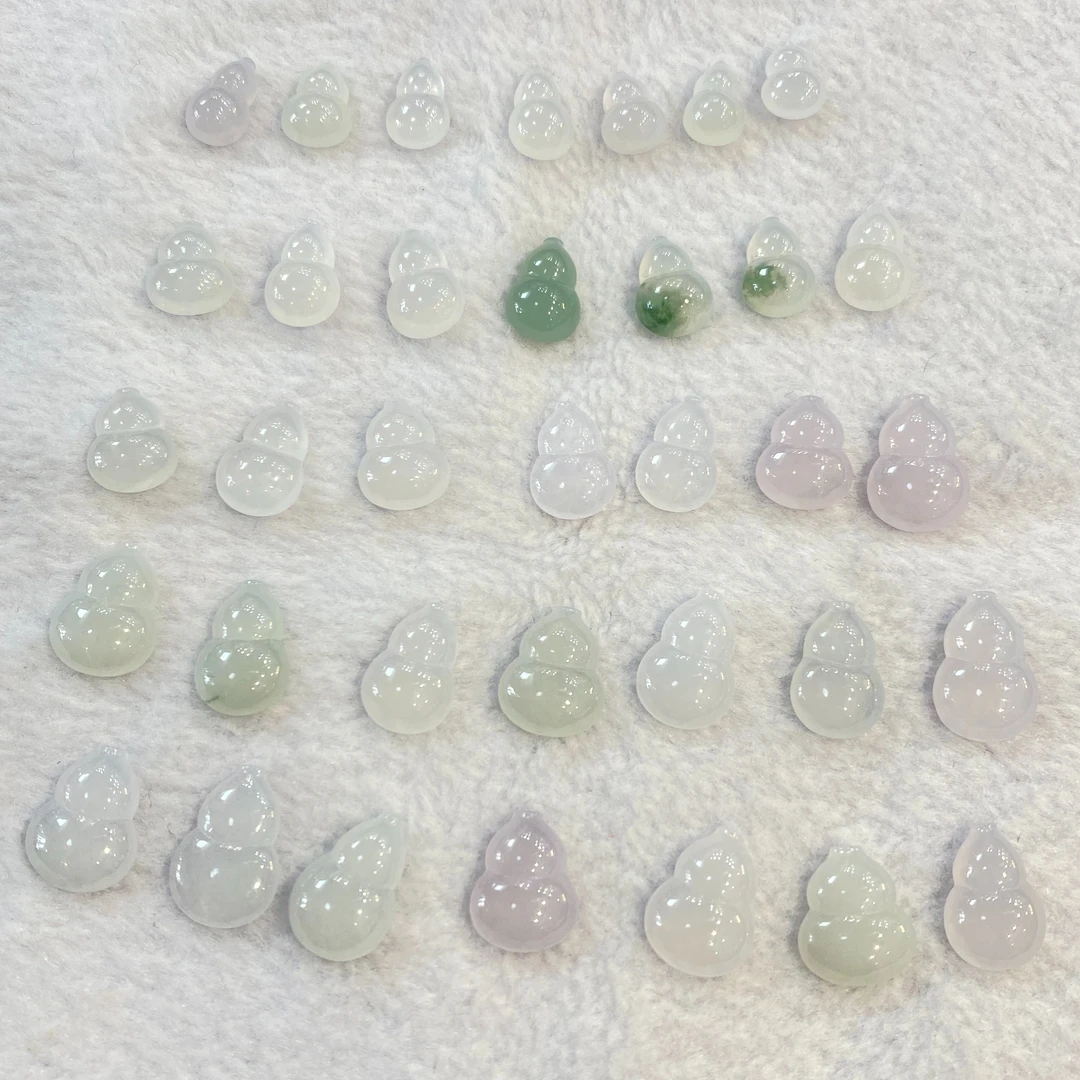 天然缅甸翡翠葫芦（福利放漏，多样性发货，发其一）