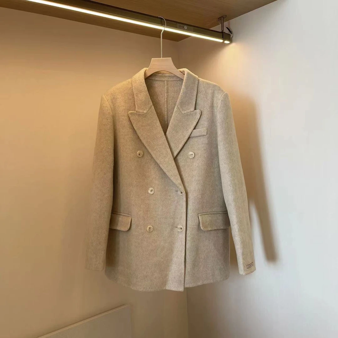 Barbie【薇薇推荐】9083 冬季韩版简约短款大衣显瘦气质外套