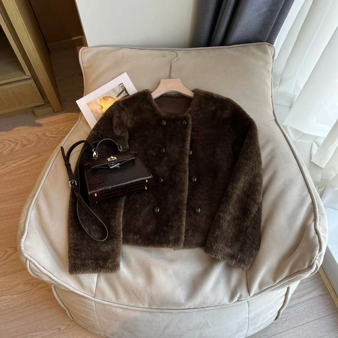 Barbie【薇薇推荐】秋冬韩版气质宽松时尚短款外套皮毛一体Q3327