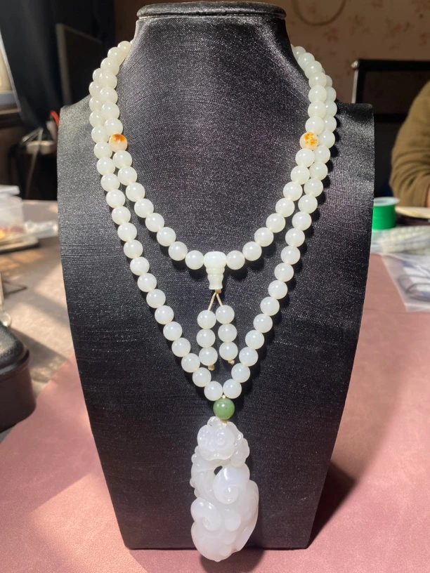 和田玉于田料如意带籽料卡8。108链子