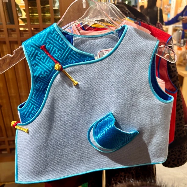 民族特色彩虹系列儿童马甲