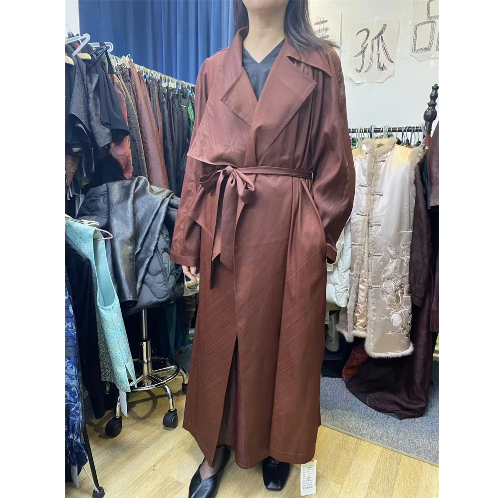 断码浮力红云纱设计感风衣洋气显瘦百搭