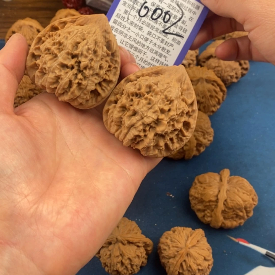 【闪购商品】文玩核桃把件