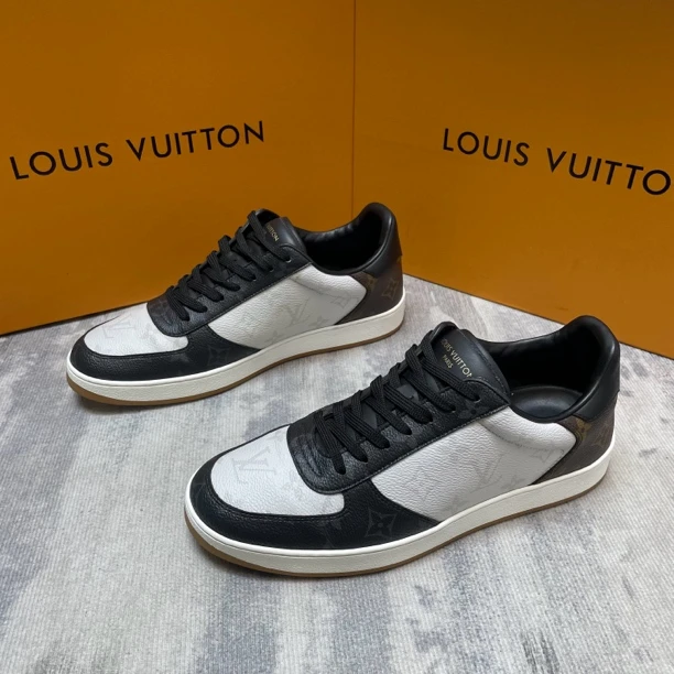 LouisVuitton/路易威登白灰Rivoli系列老花时尚板鞋/97新/40.5欧