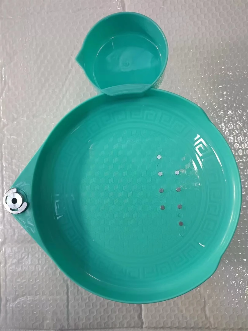 PP材质一线拉饵盘黑坑竞技搓饵拉饵宽19厘米高8厘米颜色随机