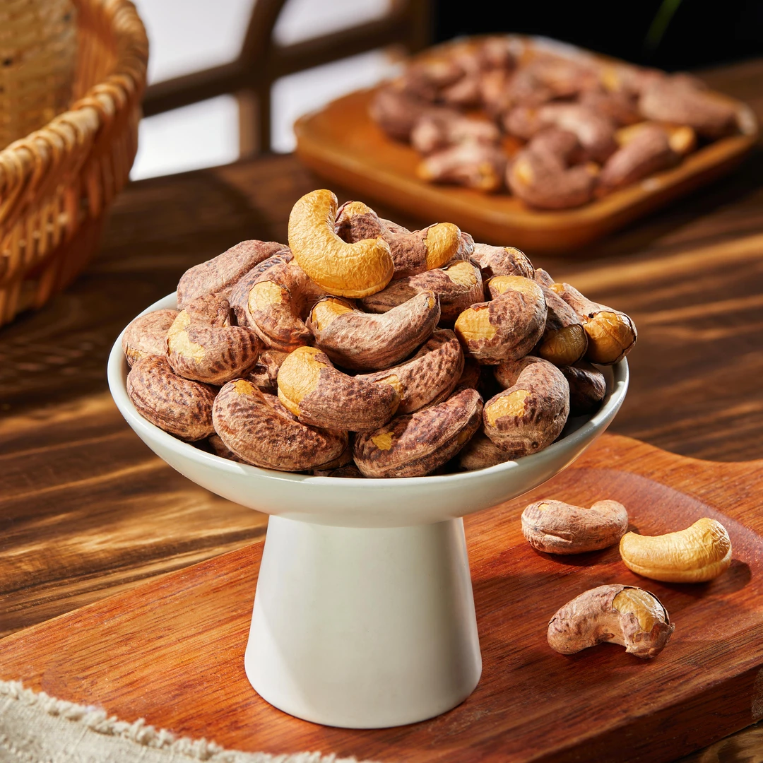 香脆正宗带皮炭烧紫皮特大腰果批发厂家直销酥脆坚果年货孕妇零食