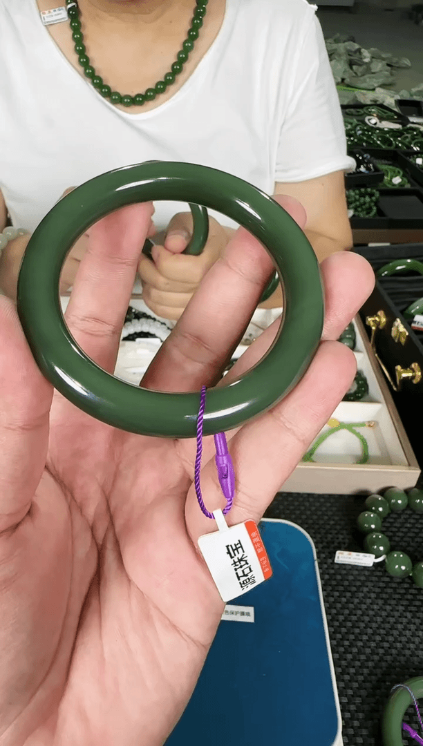 【闪购商品】和田玉（碧玉）手镯未镶嵌约58.8mm粉青