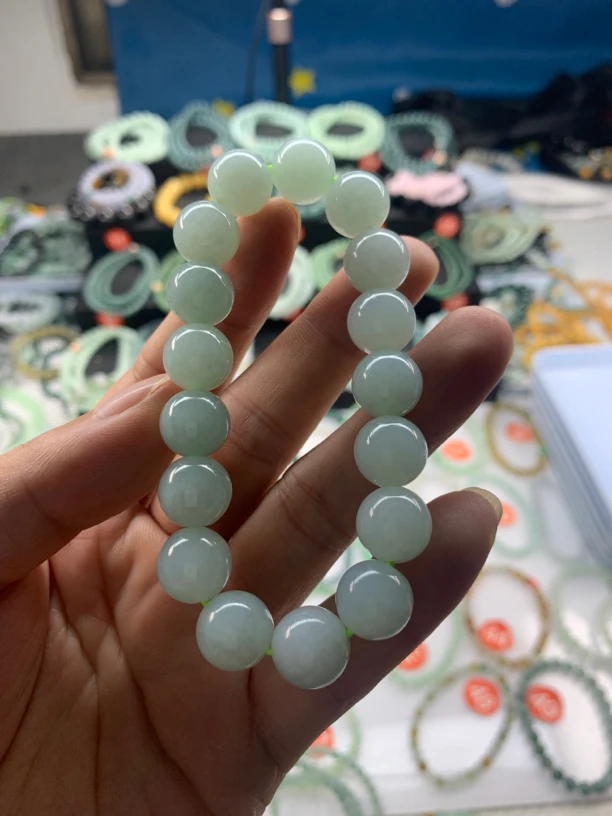 天然缅甸翡翠A货卡12晴底手串时尚睛绿手链大卡位睛底手串细糯种