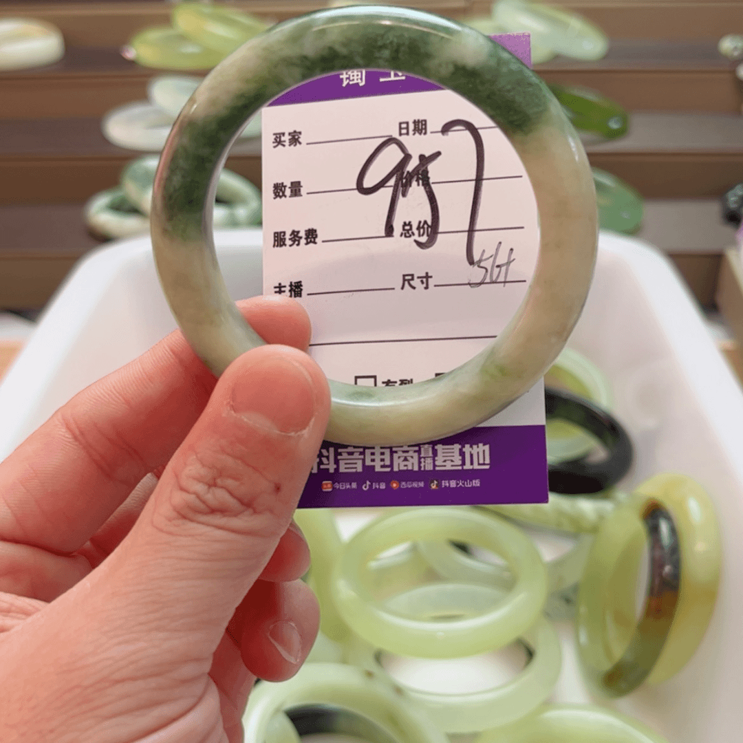 【闪购商品】岫玉手镯未镶嵌姐***歌