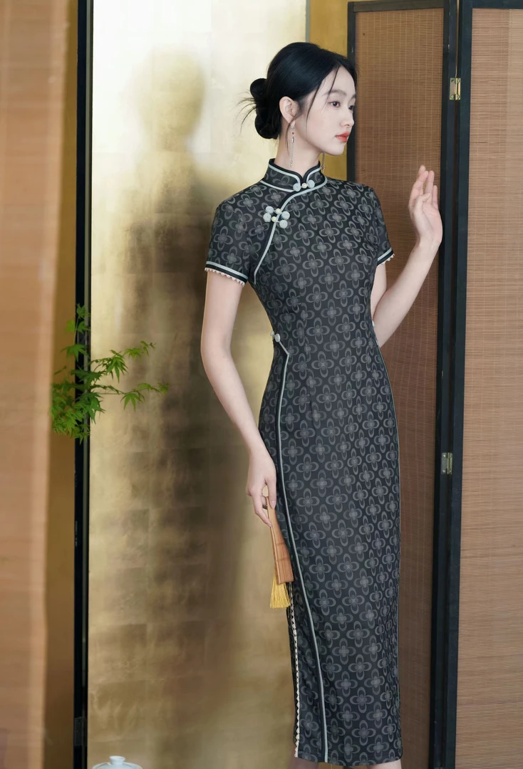 旗袍 长款  短袖 高腰款（衣长约125cm）回眸一笑（黑色）C129